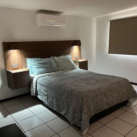 Departamento Privado Con Cochera Y Wifi Alta Velocidad Чиуауа Экстерьер фото